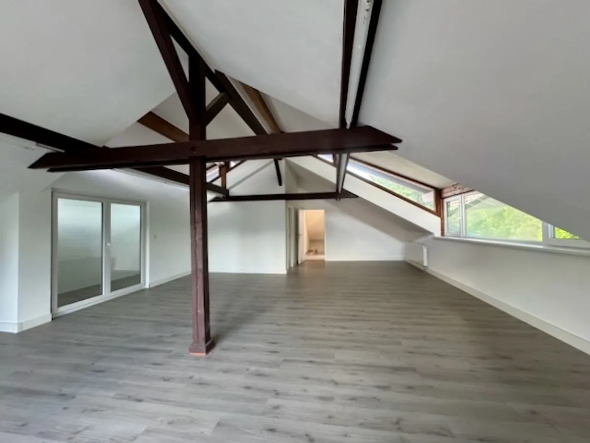 La Chaux-de-Fonds à vendre Atelier Suisse - cChic-immoHub votre portail immobilier