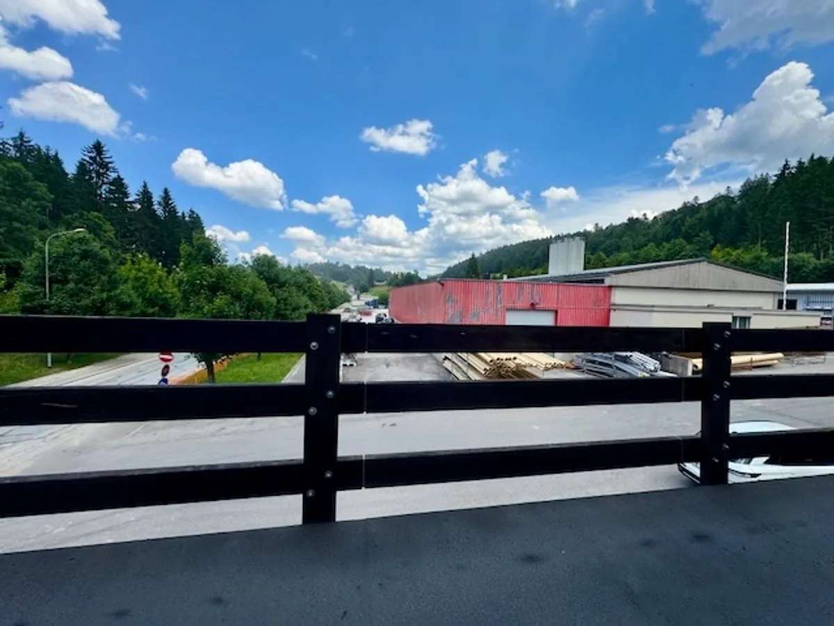 La Chaux-de-Fonds à vendre Atelier Suisse - cChic-immoHub votre portail immobilier