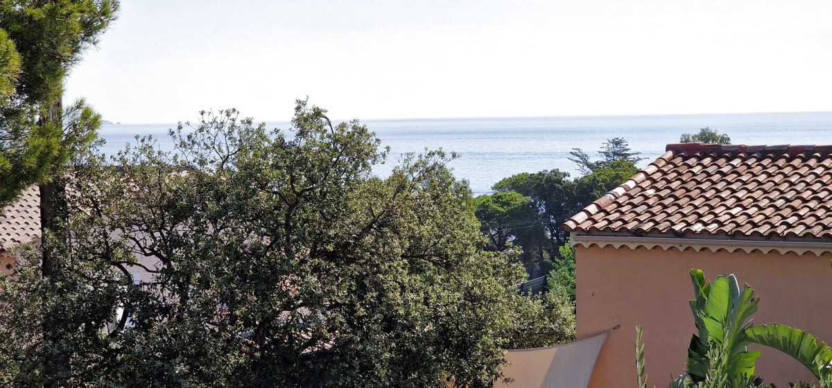 Apartment for sale in LES  ISSAMBRES - Smart Propylaia (3)