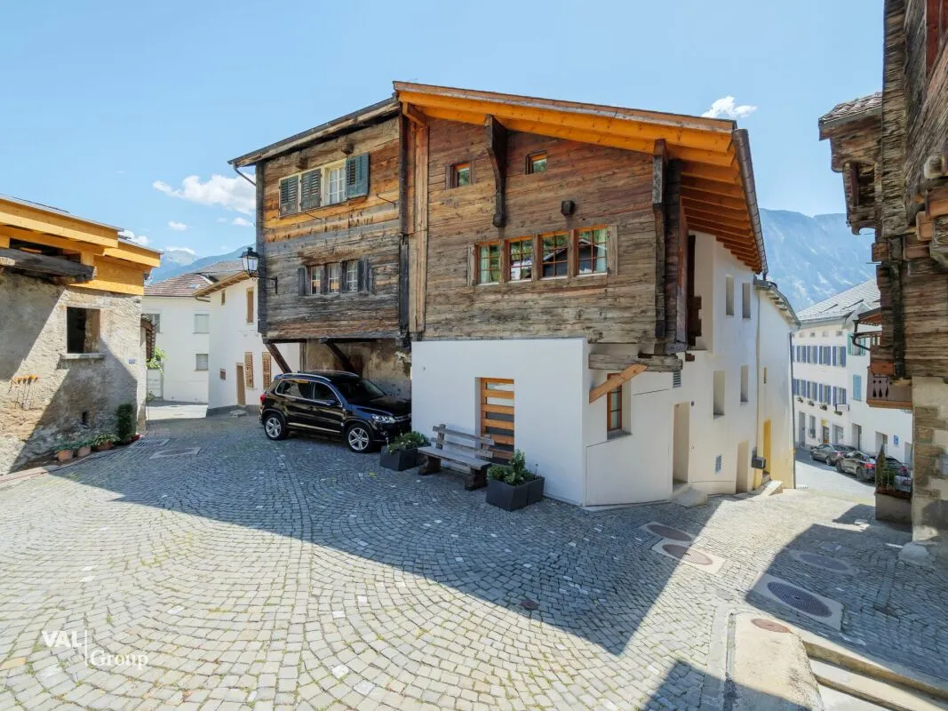 Inden zu verkaufen Einfamilienhaus Schweiz - cChic-immoHub Ihr Immobilienportal