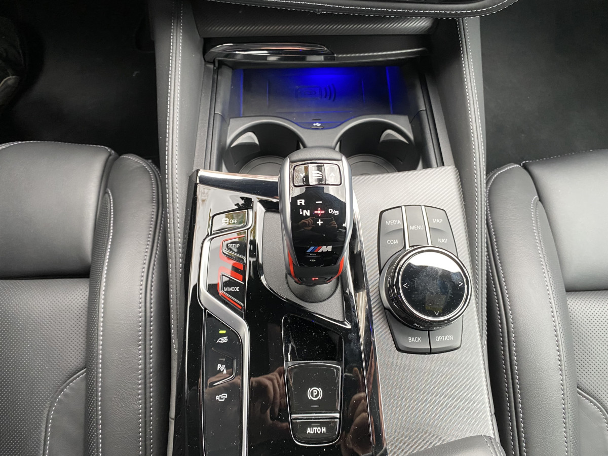 BMW M5 Compétition zu verkaufen - Smart Propylaia (14)