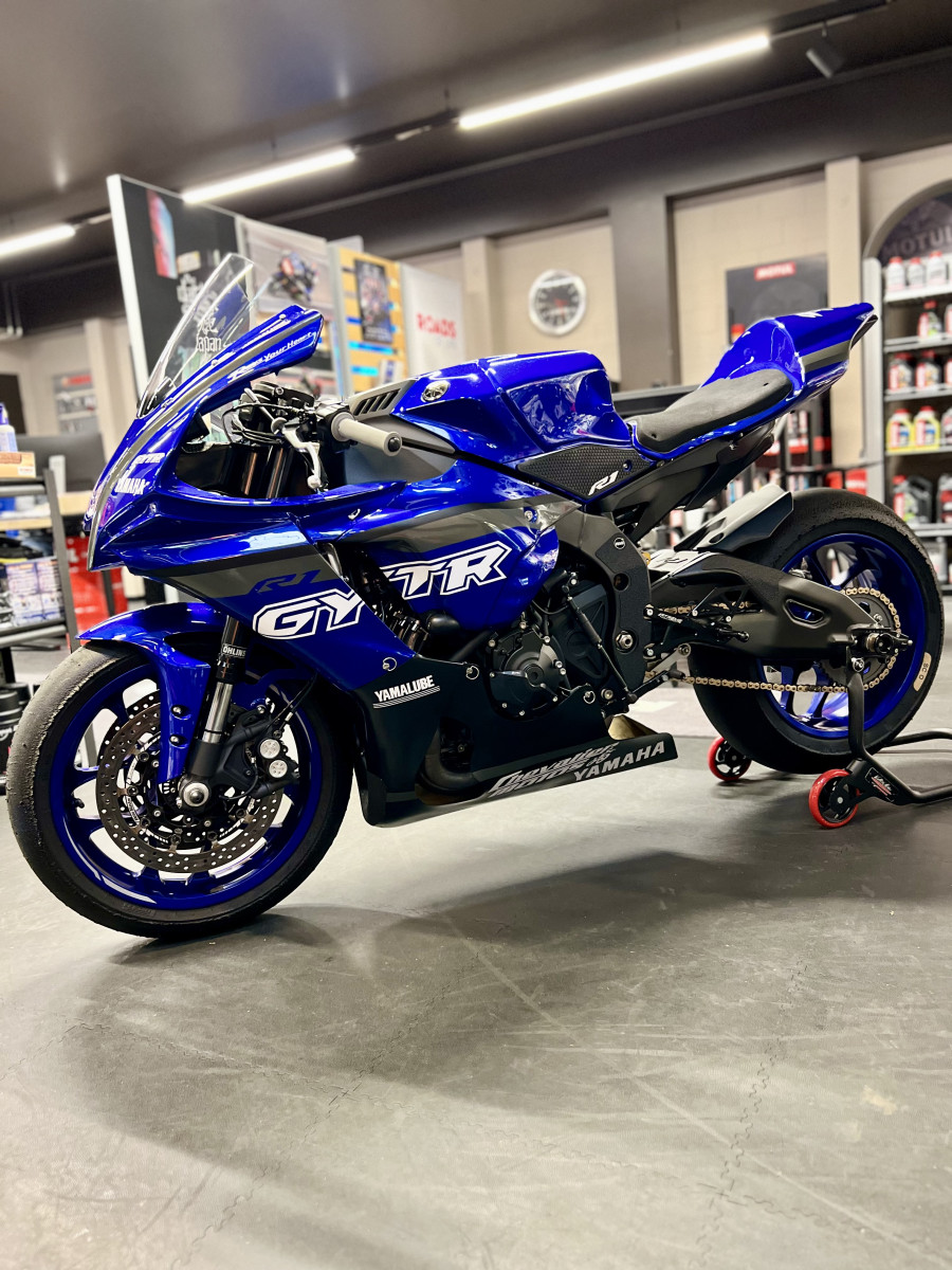 Yamaha YZF-R1 zu verkaufen - Smart Propylaia (2)