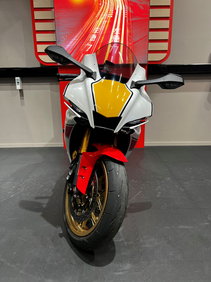Yamaha YZF-R1 zu verkaufen - Smart Propylaia (2)