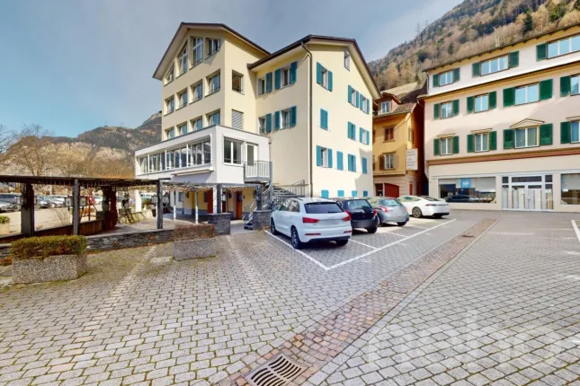 Appartement à vendre à Flüelen (12)