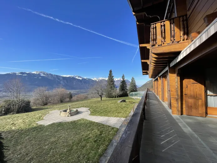 Maison à vendre à Ollon VD - Chalet de standing avec grand jardin à Ollon - Smart Propylaia (3)
