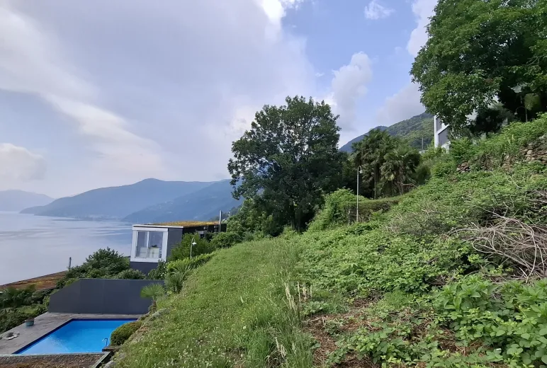 Plot for sale in Brissago - Building plot with good sunlight exposure and open views of Lake Maggiore - Smart Propylaia (3)