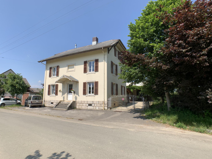 Haus zu verkaufen in Grandfontaine - Smart Propylaia
