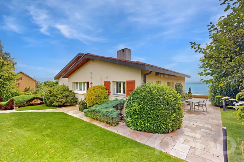 In vendita Casa unifamiliare Cortaillod Svizzera - collaborazione con il portale immobiliare Smart-Propylaia