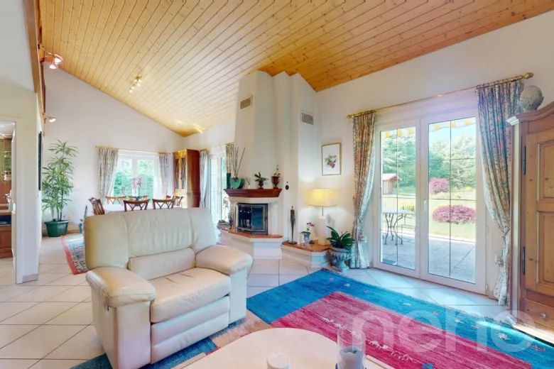 Maison à vendre à Chaumont - Maison d?exception 6 pièces, vue dégagée et vaste jardin au calme - Smart Propylaia (3)