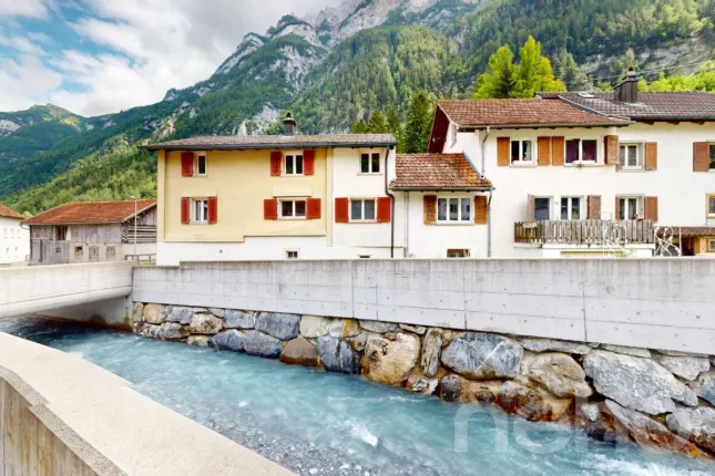 Casa in vendita a Vättis