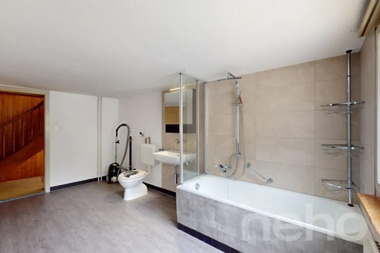 Casa in vendita a Vättis - Casa unifamiliare in vendita a Vättis, 8 locali, 144 m2 - Smart Propylaia (9)