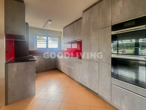 Wohnung zu verkaufen in Oberwil (2)