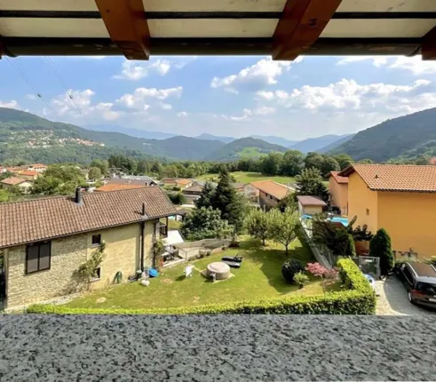 House for sale in Curio
