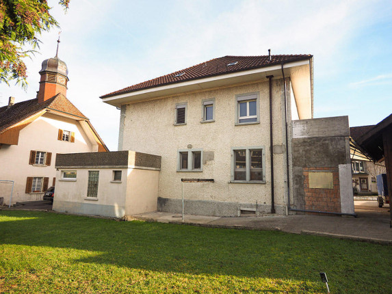 House for sale in Dintikon
