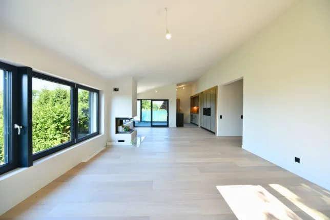 Casa in vendita a St-Légier-La Chiésaz (2)