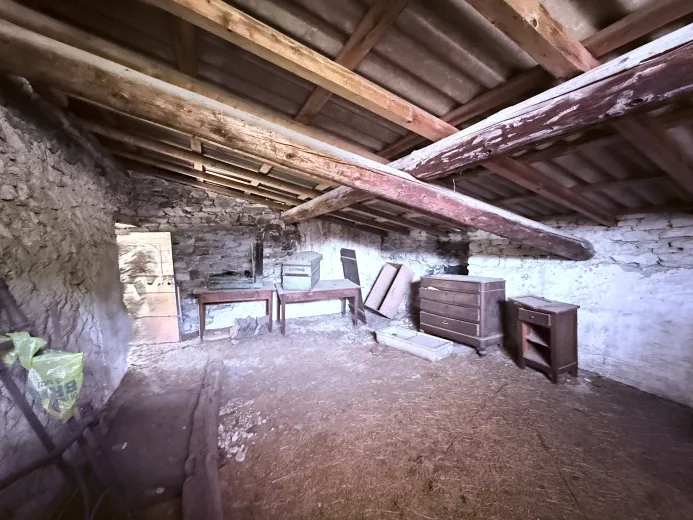 Casa in vendita a Verscio - Storico rustico da ristrutturare nel nucleo di Verscio - Smart Propylaia (6)