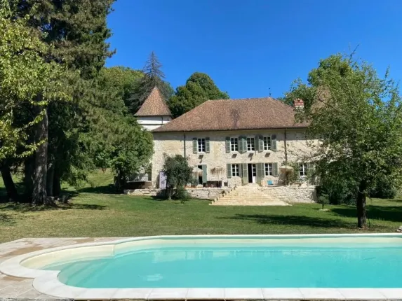 House for sale in Montanges (2)