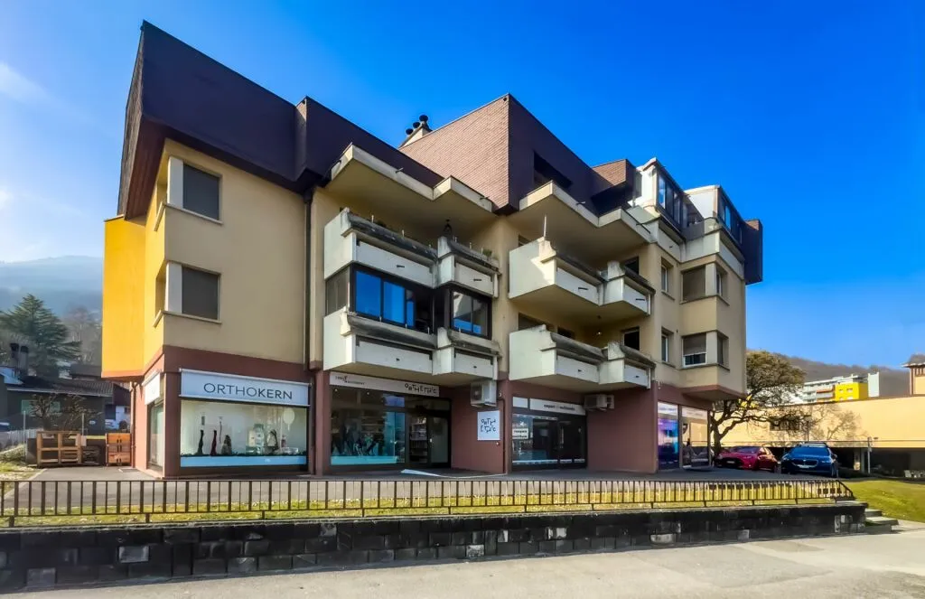 Monthey In vendita Commercio/industria Svizzera - 
cChic-immoHub Il vostro portale immobiliare