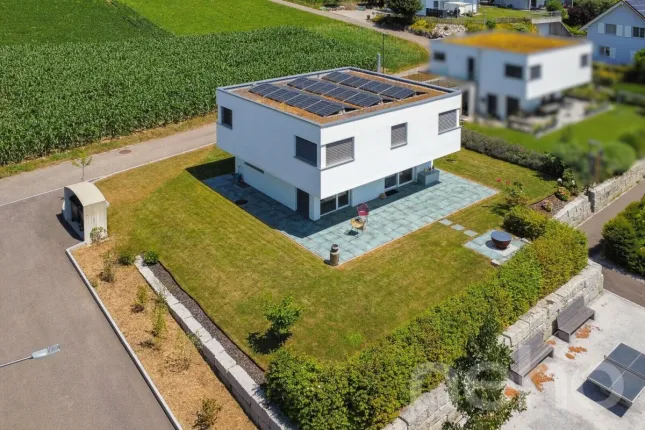 House for sale in Nenzlingen