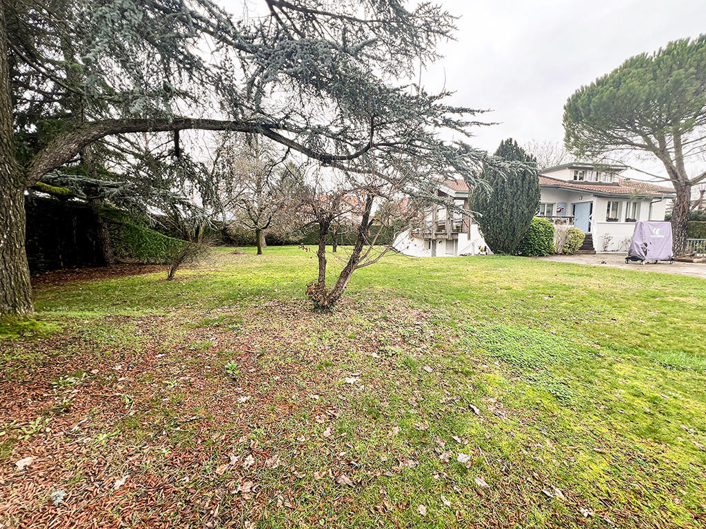 A vendre   Suisse - partenariat avec Smart-Propylaia Portail Immobilier