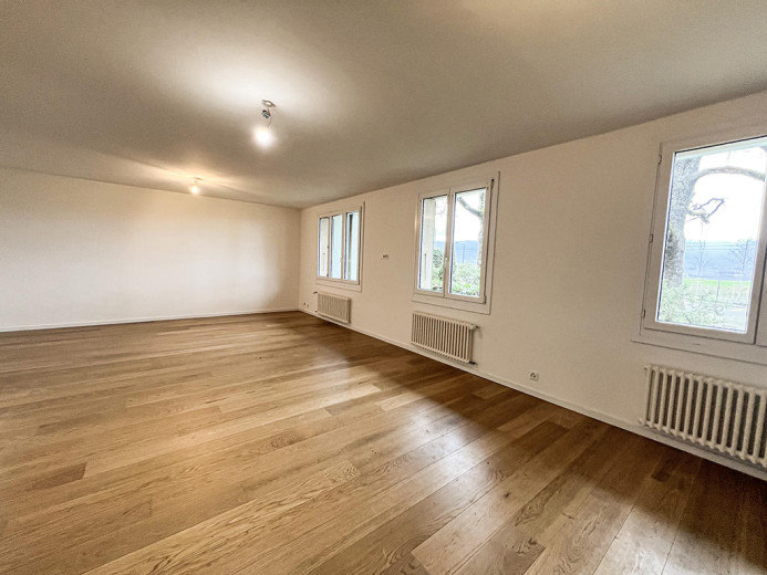 Wohnung zu verkaufen in Bernex - BERNEX - RENOVIERTE WOHNUNG - 6.0 ZIMMER - Smart Propylaia (3)