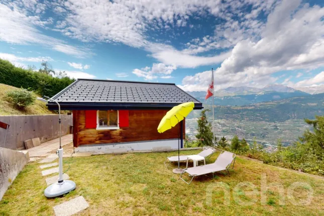 Évasion montagnarde : Chalet authentique face aux sommets