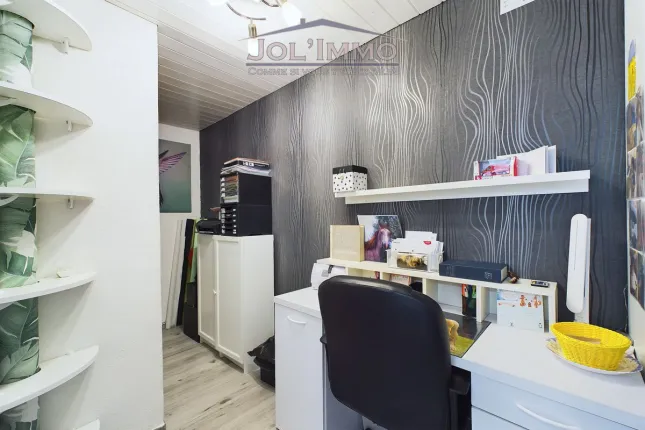 Maison à vendre à Court (13)