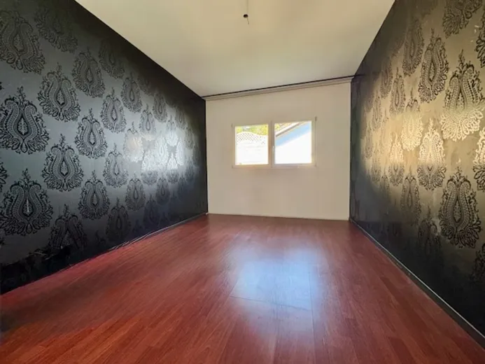 Maison à vendre à Les Hauts-Geneveys - Deux logements sous le même toit - 6 pièces en duplex + 3 pièces - Terrasses, couvert à voitures - - Smart Propylaia (12)