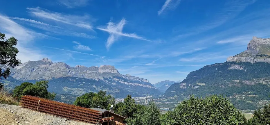 Haus zu verkaufen in Combloux (22)