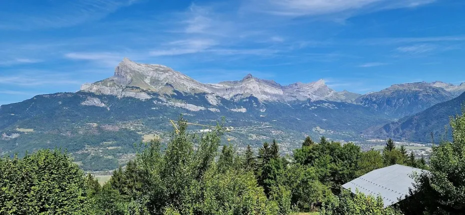 Haus zu verkaufen in Combloux (26)