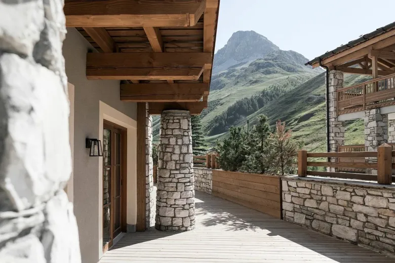 House for sale in Val-d'Isère - Prestigious Chalet with Spa and Panoramic Views - Of Val d'Isère - Smart Propylaia (3)