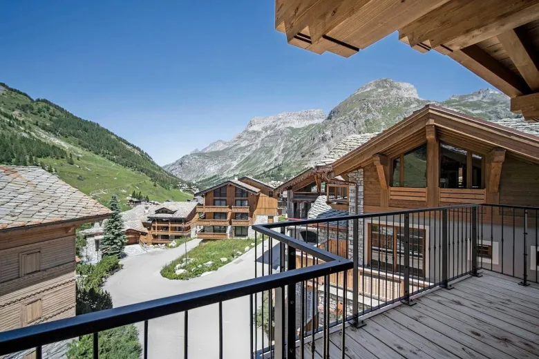 House for sale in Val-d'Isère - Prestigious Chalet with Spa and Panoramic Views - Of Val d'Isère - Smart Propylaia (15)
