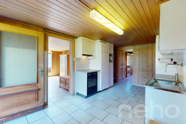 Haus zu verkaufen in Schwanden (5)