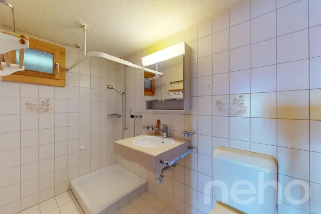 Haus zu verkaufen in Schwanden (9)