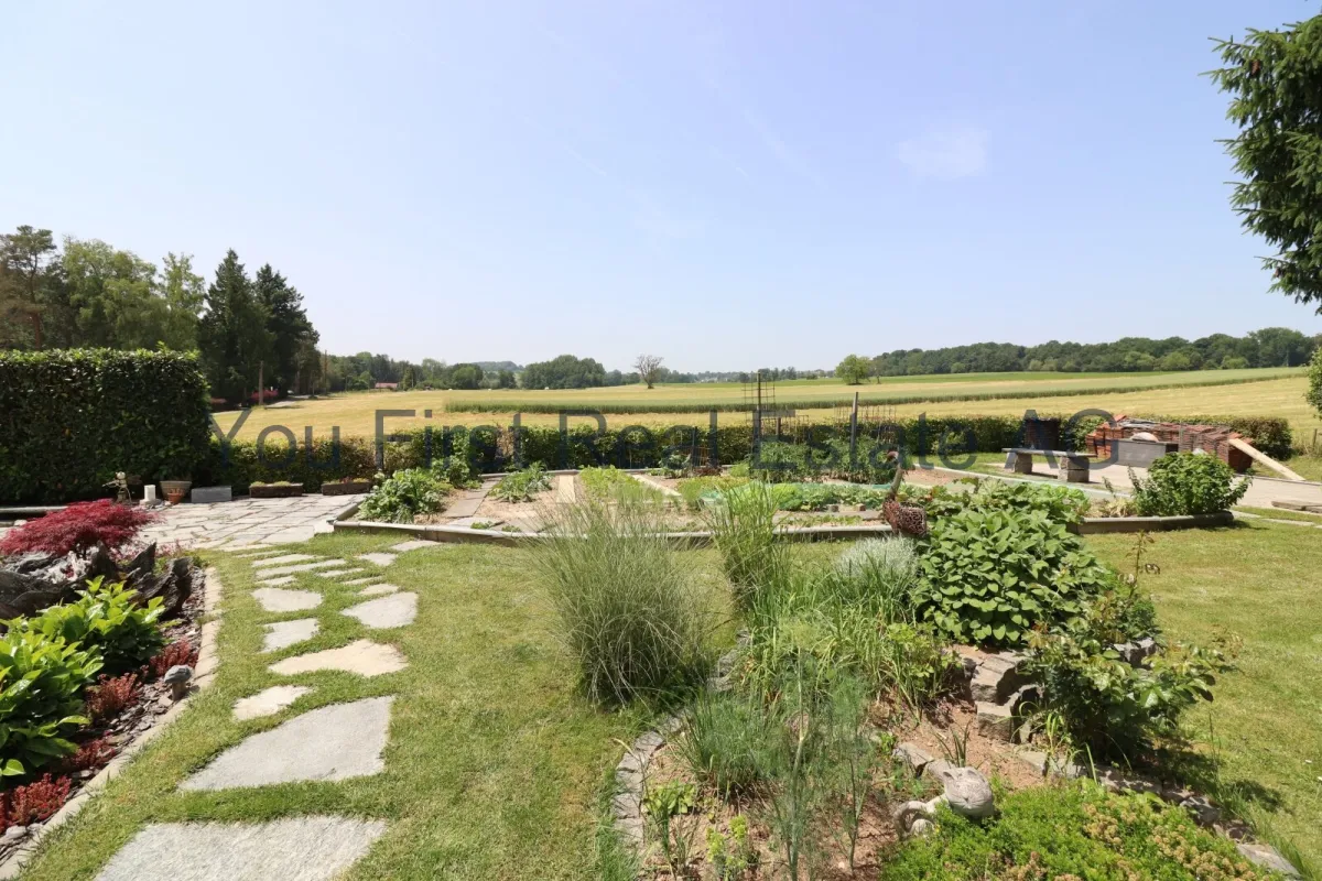 Haus zu verkaufen in Allschwil - FRANCE -Ein Garten wie ein Park  Ruhe, Raum und Natur. - Smart Propylaia (9)