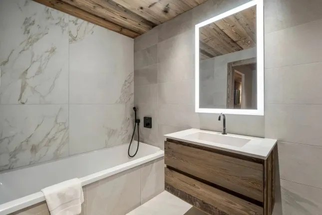 Apartment for sale in Val-d'Isère (15)