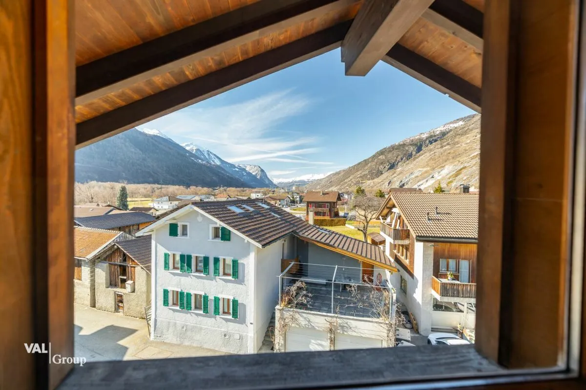 Niedergesteln In vendita Casa bifamiliare Svizzera - 
cChic-immoHub Il vostro portale immobiliare