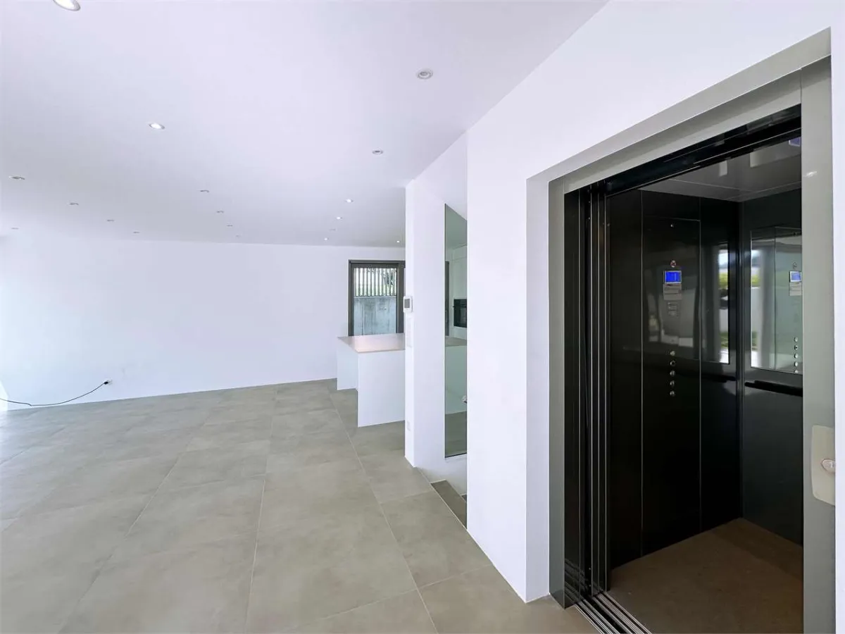 Gravesano In vendita Villa Svizzera - 
cChic-immoHub Il vostro portale immobiliare