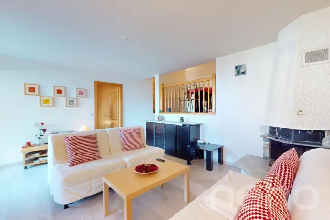 Appartement à vendre à Corin-de-la-Crête (2)