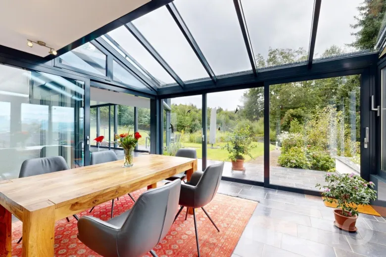 Maison à vendre à Däniken SO - Wohnen am Waldrand mit Hallenbad, Wintergarten und Weitsicht - Smart Propylaia (12)