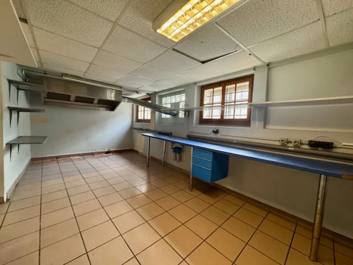 Casa in vendita a Le Locle - Casa annessa in vendita a Le Locle, 6 locali, 150 m2 - Smart Propylaia (12)