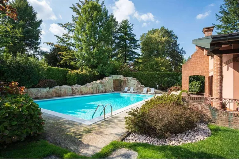 Haus zu verkaufen in Guanzate - Villa zu verkaufen in Guanzate, 7 Zimmer, 660 m2 - Smart Propylaia (3)