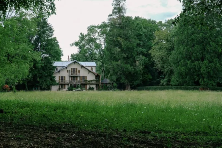 House for sale in Reignier-Ésery - Exceptional 27 hectares estate minutes from Geneva - Smart Propylaia (9)