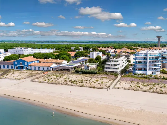 Appartement à vendre à Le Grau-du-Roi - Appartement neuf 3 chambres au dernier étage – Les pieds dans l’eau – Le Grau-du-Roi - Smart Propylaia (3)
