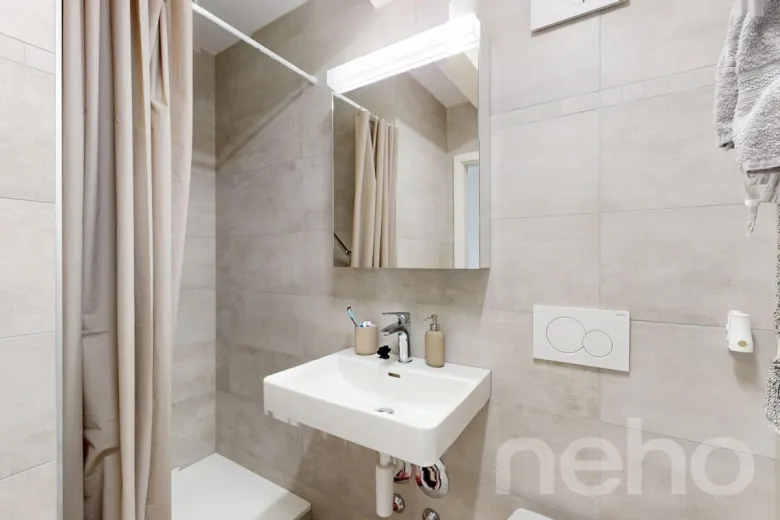 Wohnung zu verkaufen in L'Abergement - Wohnung zu verkaufen in L'Abergement, 5.5 Zimmer, 163 m2 - Smart Propylaia (9)