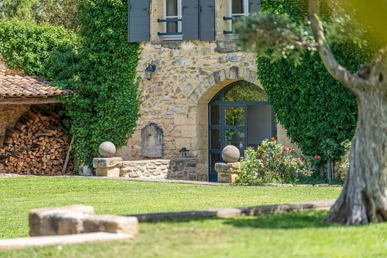 House for sale in Gallargues-le-Montueux - Exceptional Stone Property – 7 bedrooms Gallargues-le-Montueux – 460 sqm – 2,162 sqm of Land - Smart Propylaia (3)