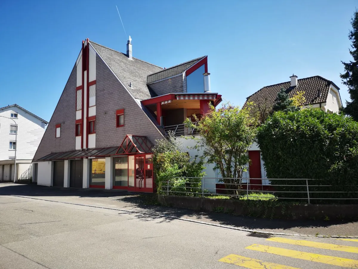 Delémont à vendre Immeuble commercial et d'habitation Suisse - cChic-immoHub votre portail immobilier