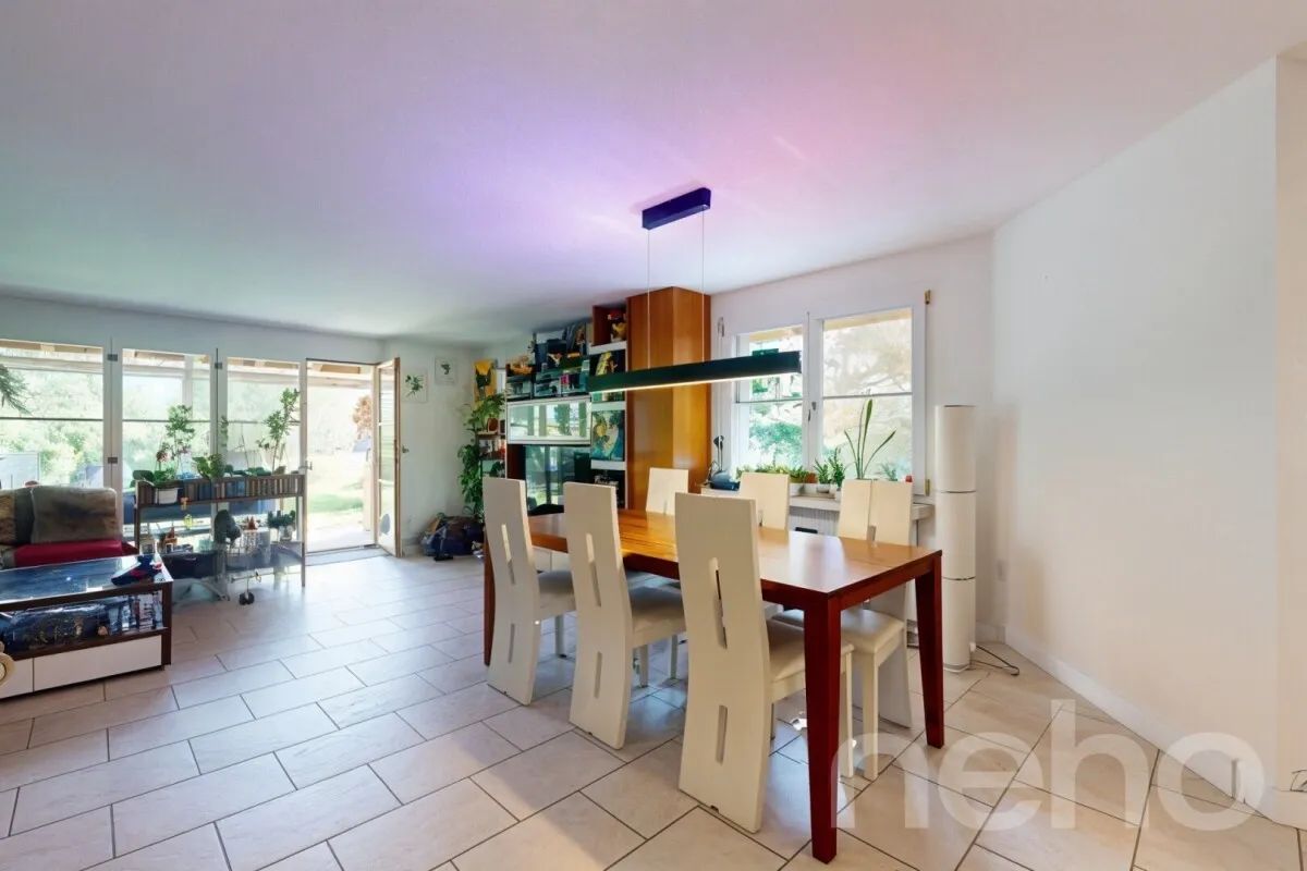 Reinach BL In vendita Casa gemellata Svizzera - 
cChic-immoHub Il vostro portale immobiliare