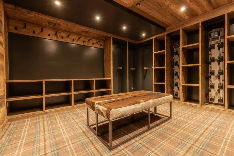 House for sale in Châtel - Rare Luxurious 6-Bedroom , 6 bathrooms New Build Chalet – Panoramic Alpine Views – Châtel Portes du soleil - Smart Propylaia (33)