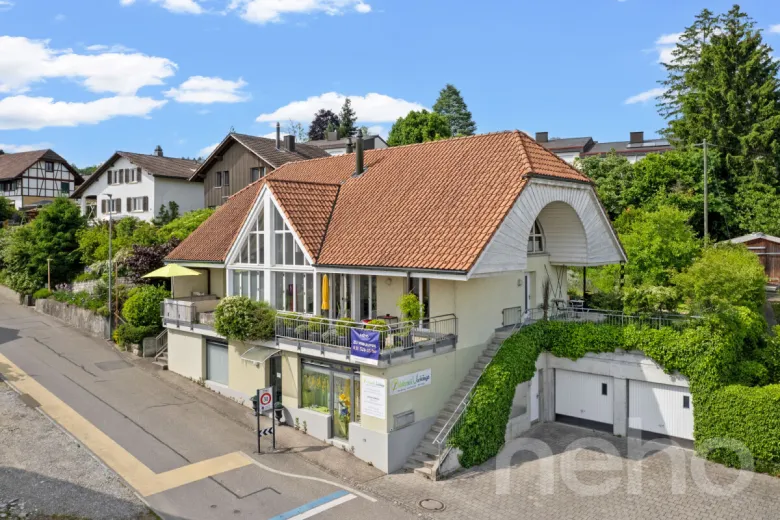 In vendita Casa plurifamiliare Orpund Svizzera - collaborazione con il portale immobiliare Smart-Propylaia
